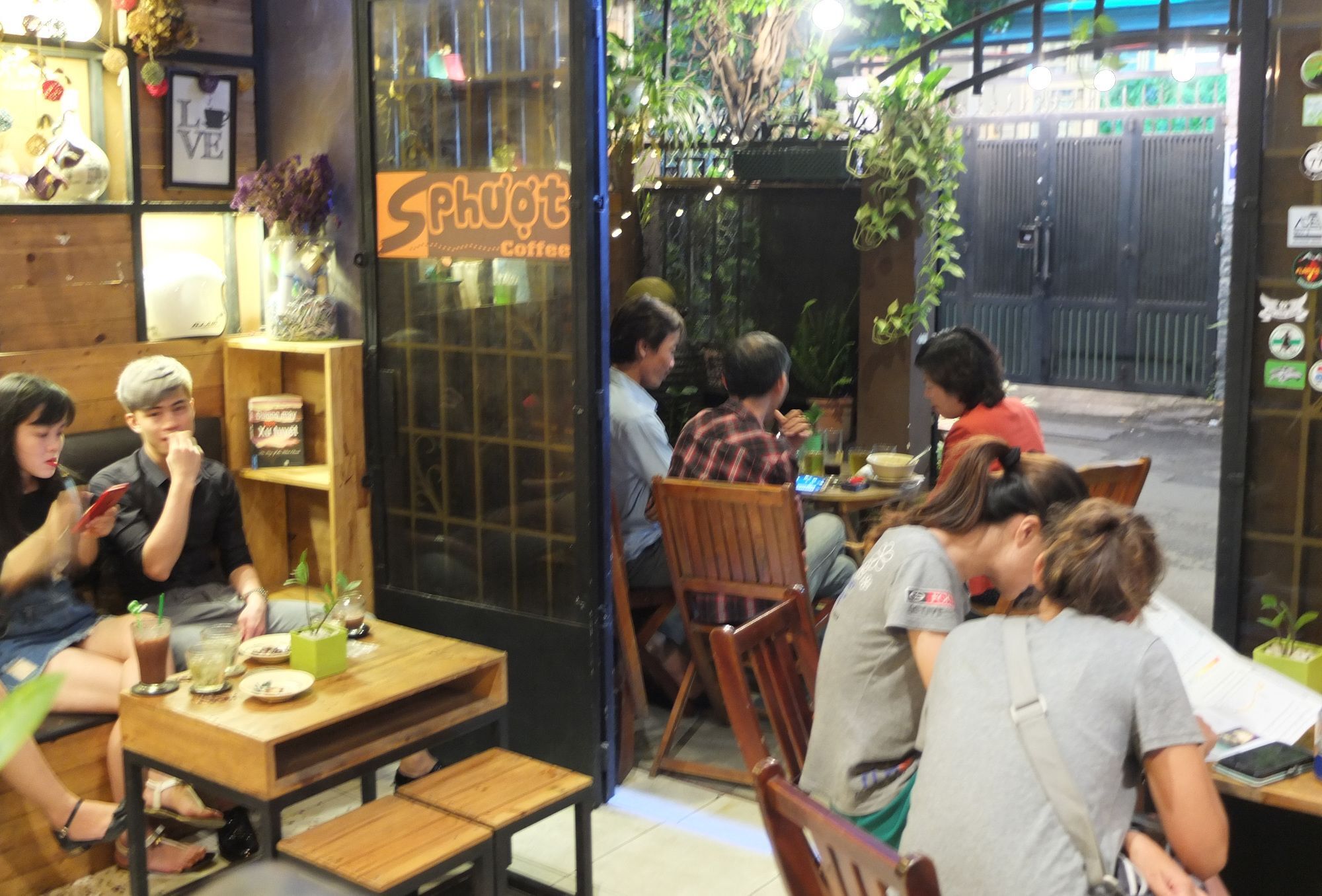 S Phuot Homestay - 3A Lam Son, Ward 2, Tan Binh District Хошимин Екстериор снимка